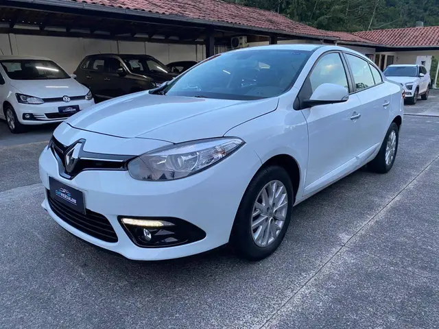 Carro Renault Fluence 2016 2.0 16V Dynamique (Flex)