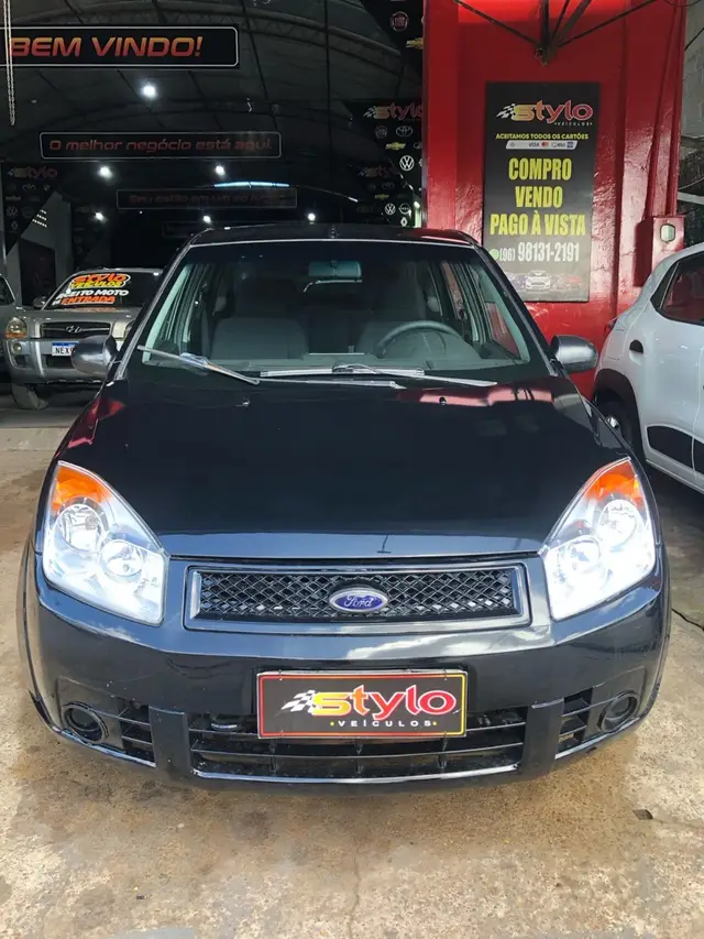 Carro Ford Fiesta Sedan 2008 1.0 (Flex)