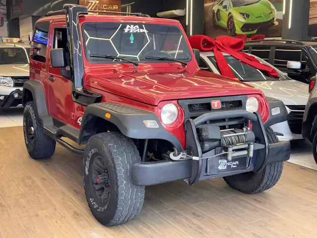 Carro Troller T4 2010 4x4 3.0 TB Int. Cap. Rígida Diesel