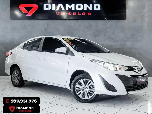 Carro Toyota Yaris 2020 1.5 XL Plus Connect CVT (Flex)