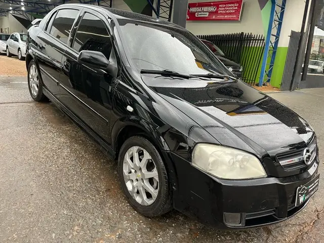 Carro Chevrolet Astra Hatch 2011 Advantage 2.0 (Flex)