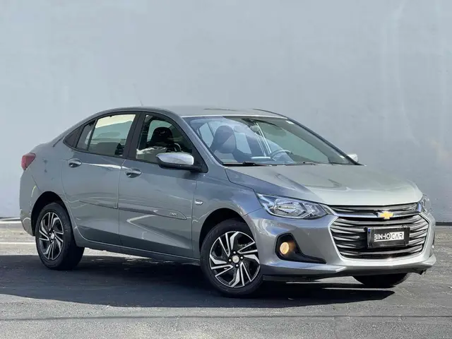 Carro Chevrolet Onix Plus 2024 LT 1.0