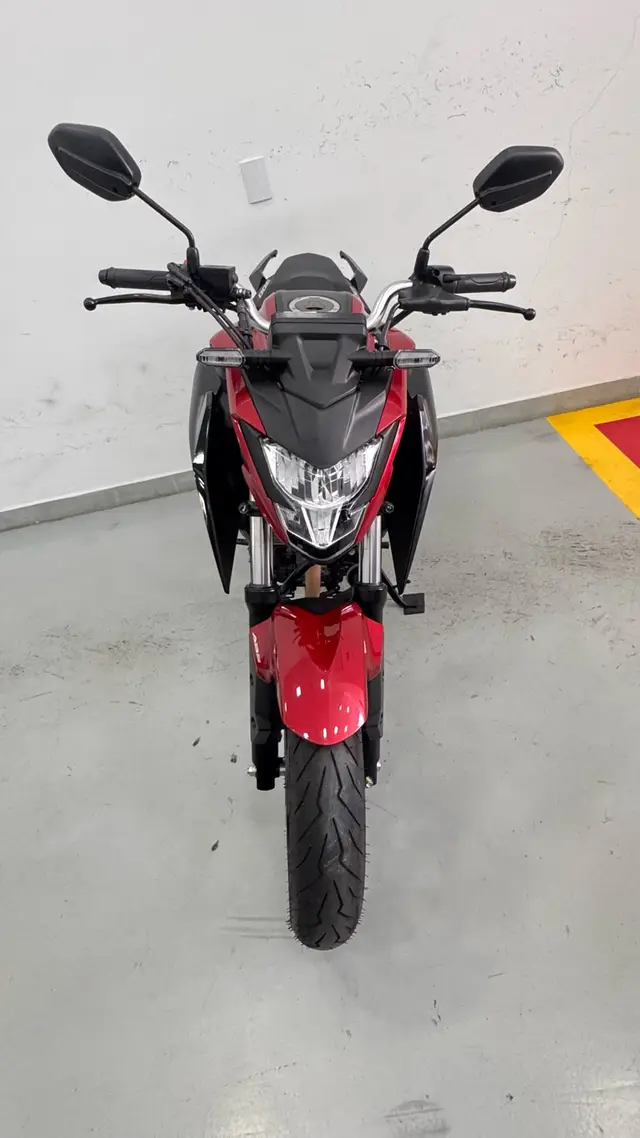 Moto Honda CB 300F Twister 2025 (ABS)
