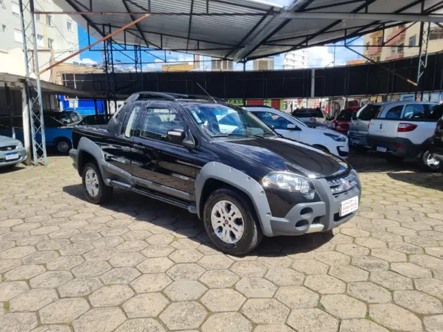 Carro Fiat Strada 2012 Adventure 1.8 16V (Flex) (Cabine Estendida)