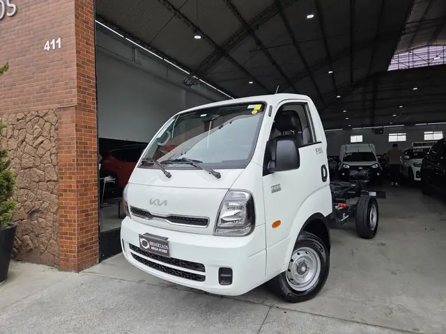 Carro Kia Bongo 2024 K2500 2.5 4x4