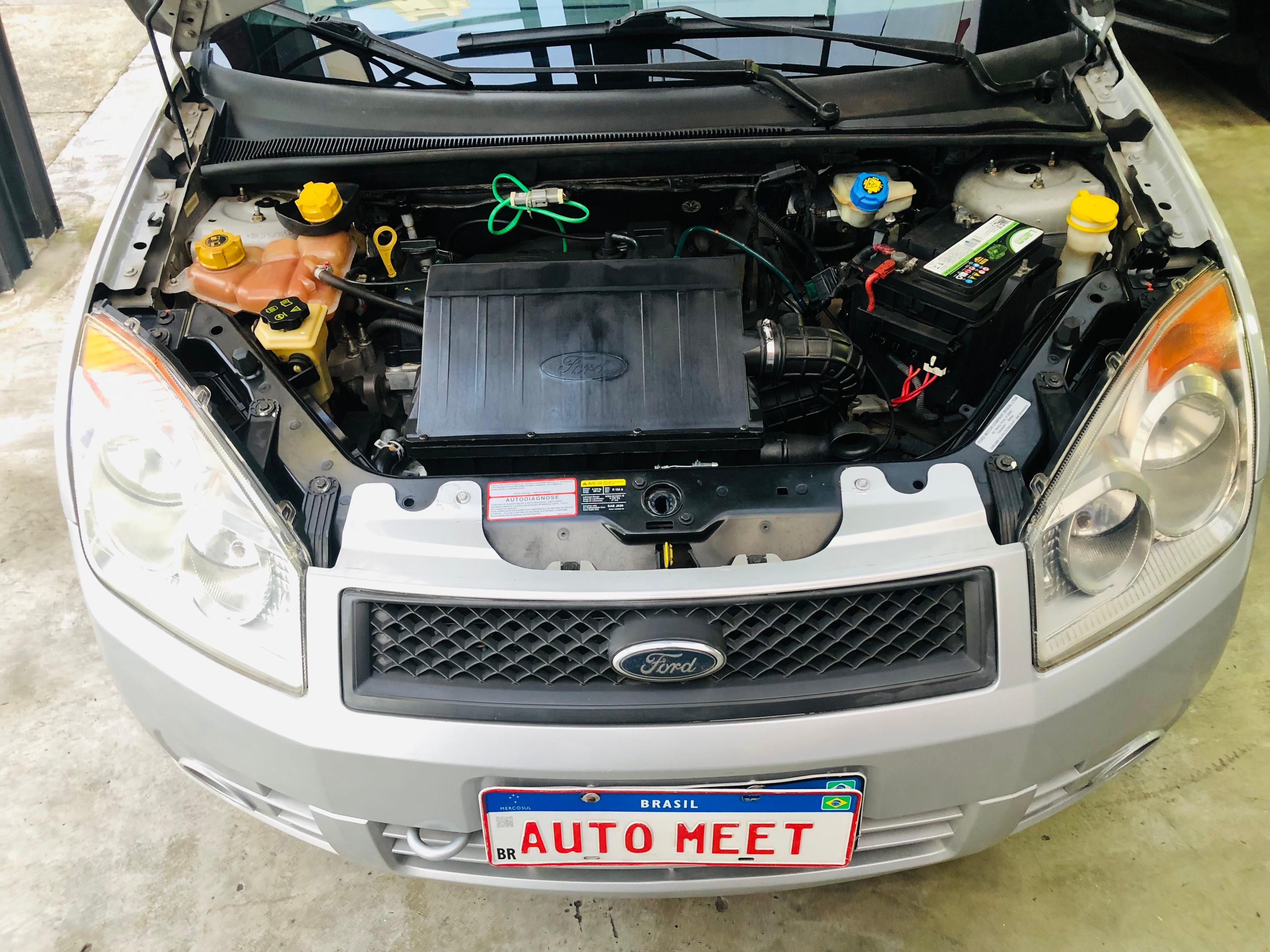 Ford Fiesta Sedan