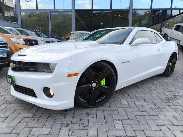 Carro Chevrolet Camaro 2011 6.2 2SS