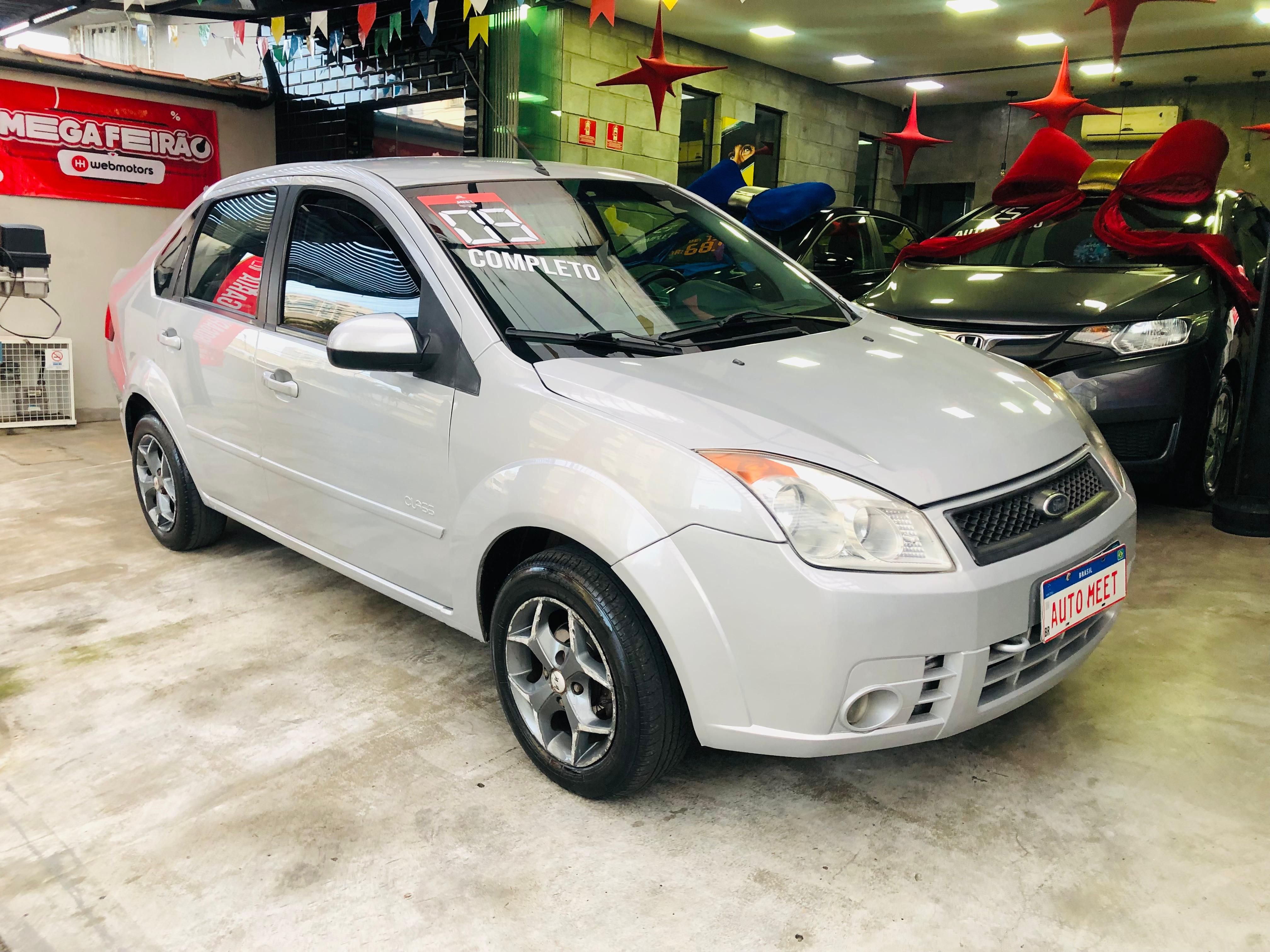 Ford Fiesta Sedan