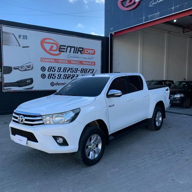 Carro Toyota Hilux Cabine Dupla 2016 Hilux 2.8 TDI SRV CD 4x4 (Aut)