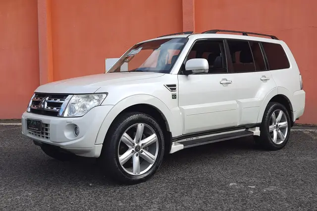 Carro Mitsubishi Pajero Full 2014 3.2 DI-D 3D HPE 4WD