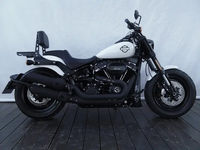 Carro Harley-Davidson Softail 2018 Fat bob