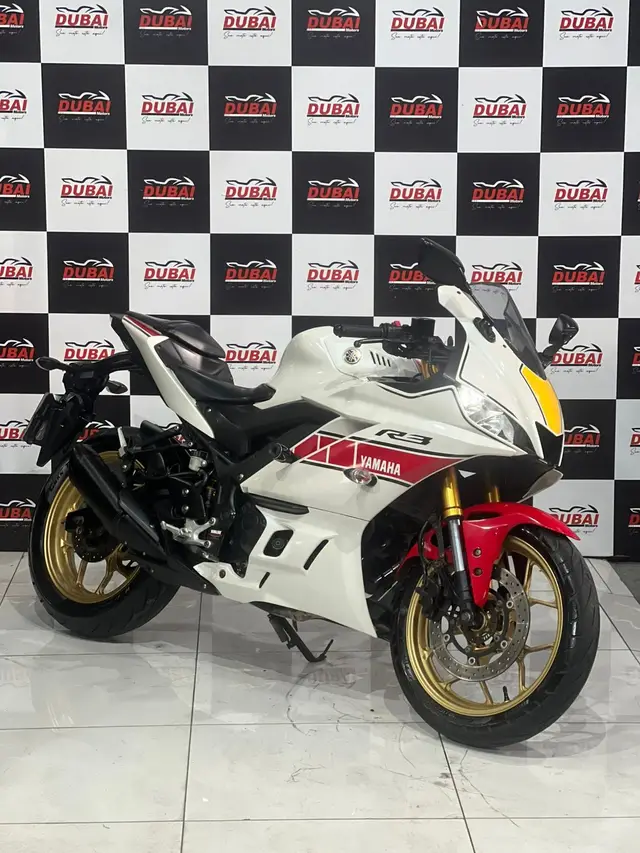 Carro Yamaha YZF R3 2023 World GP 60th Anniversary Edition