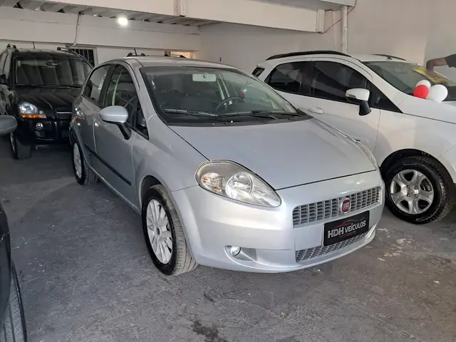 Carro Fiat Punto 2011 Essence 1.6 16V (Flex)