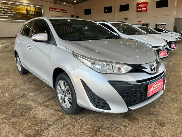 Carro Toyota Yaris 2020 1.5 XL Plus Connect CVT (Flex)