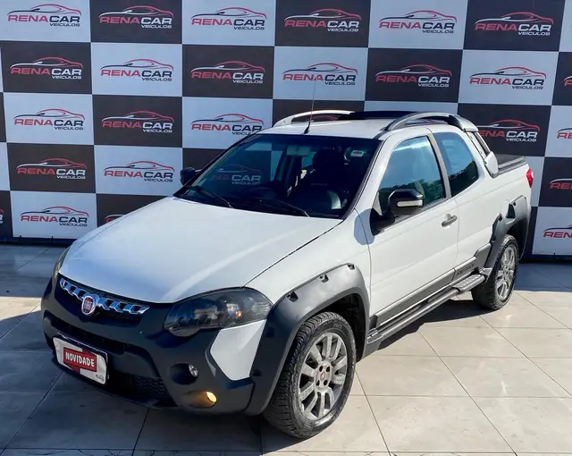 Carro Fiat Strada 2015 Adv.1.8 16V Dualogic Flex CD