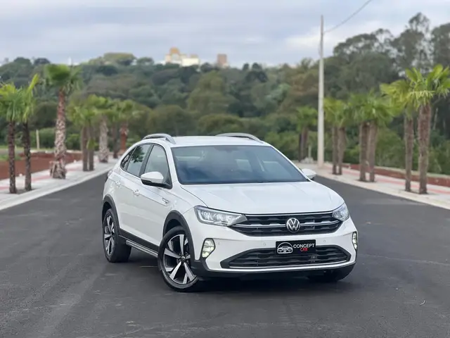 Carro Volkswagen Nivus 2024 Highline 200 TSI