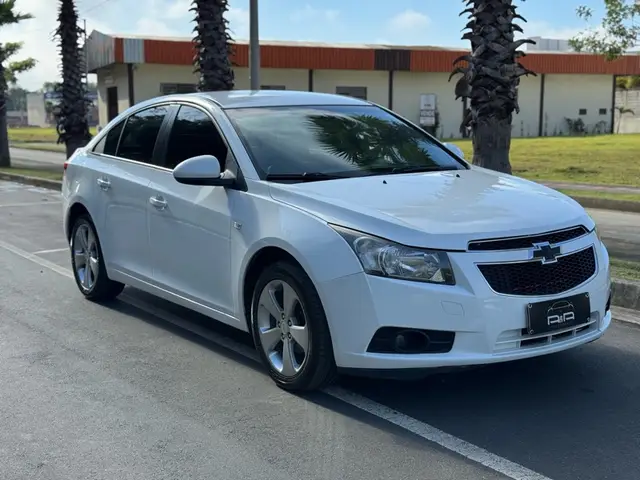 Carro Chevrolet Cruze 2013 LT 1.8 16V Ecotec (Flex)