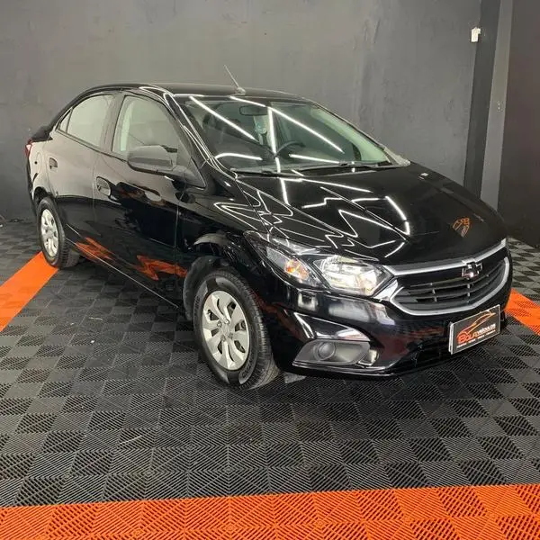 Carro Chevrolet Onix Plus 2020 JOY Plus 1.0 8V 4p Flex Mec.