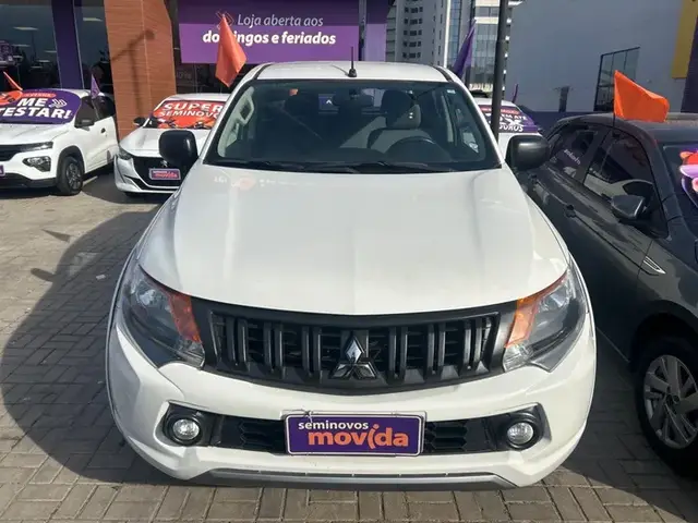 Carro Mitsubishi L200 2023 Triton GL 2.4