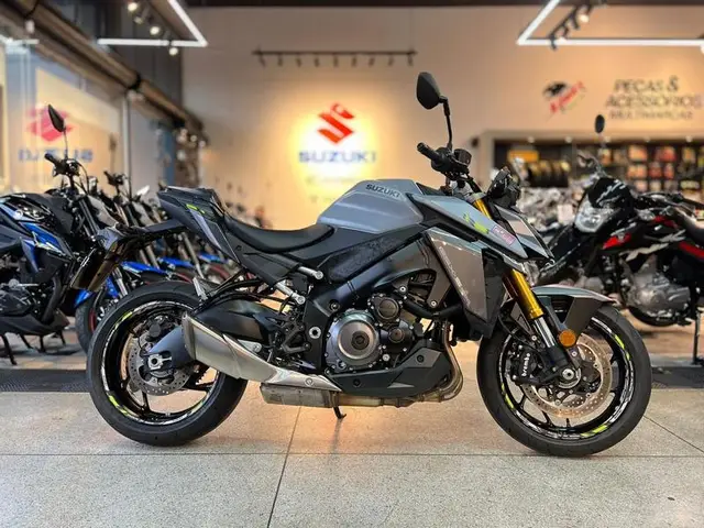 Carro Suzuki GSX S 1000 2024 GT