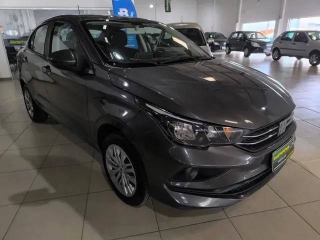 Carro Fiat Cronos 2023 Drive 1.3 (Flex) AT