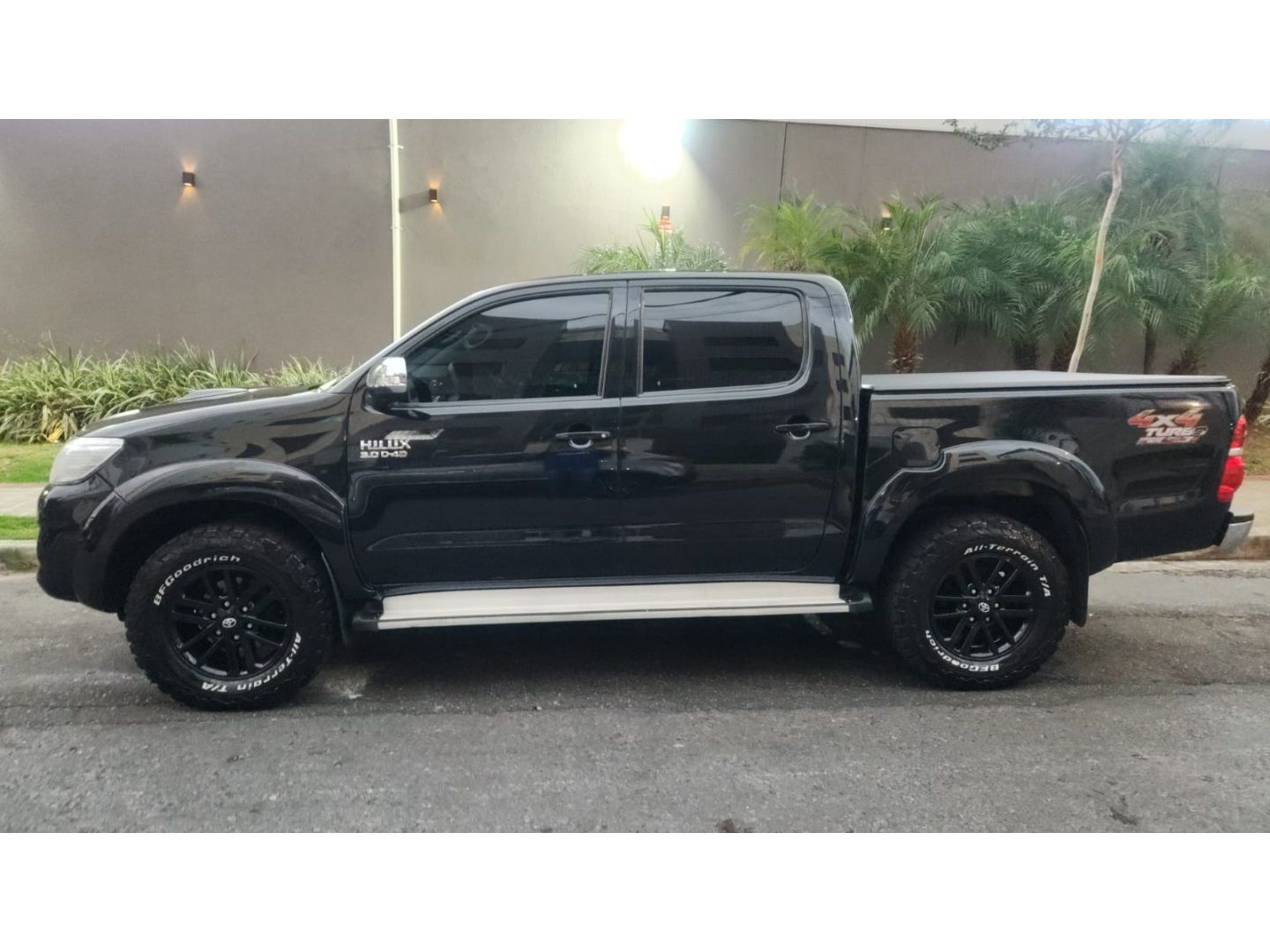 Toyota Hilux Cabine Dupla