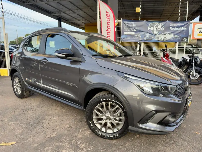 Fiat Argo 1.3 Trekking (Flex)