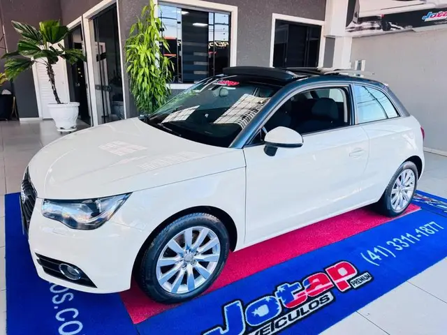 Carro Audi A1 2011 1.4 TFSI Attraction S Tronic