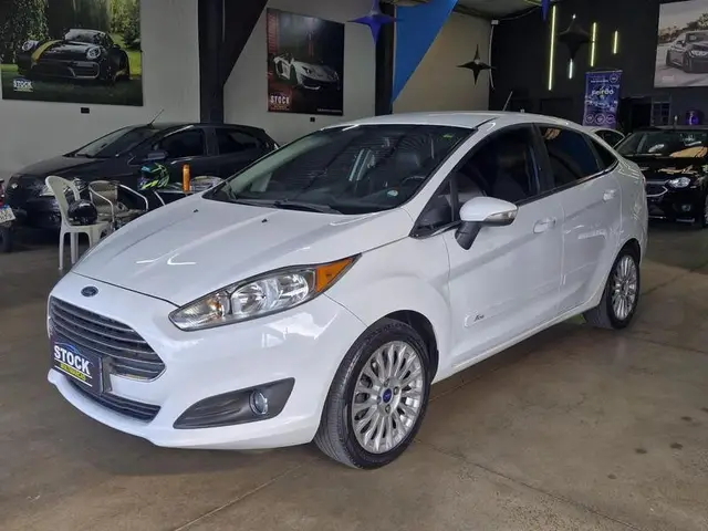 Carro Ford Fiesta Sedan 2014 SE 1.6 Rocam (Flex)