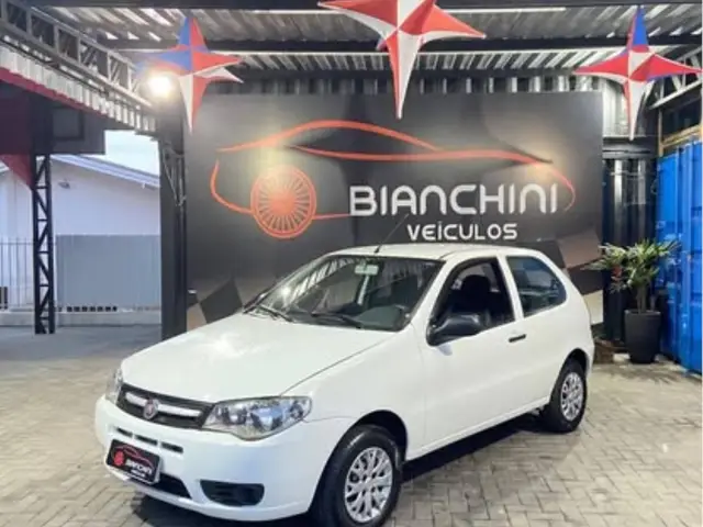 Carro Fiat Palio 2015 Celebration 1.0