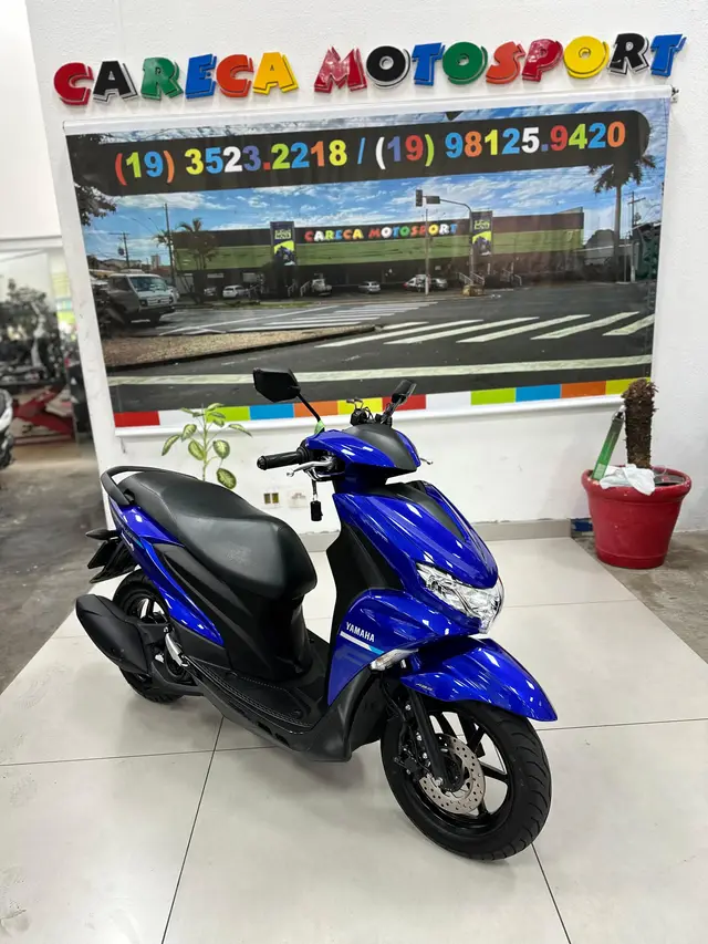 Moto Yamaha Fluo 2025 ABS