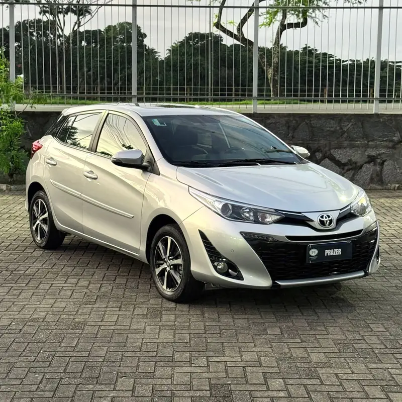 Toyota 1.5 XLS Connect CVT (Flex)