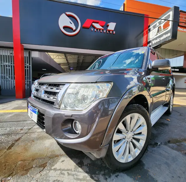 Carro Mitsubishi Pajero Full 2014 3.2 DI-D 3D HPE 4WD