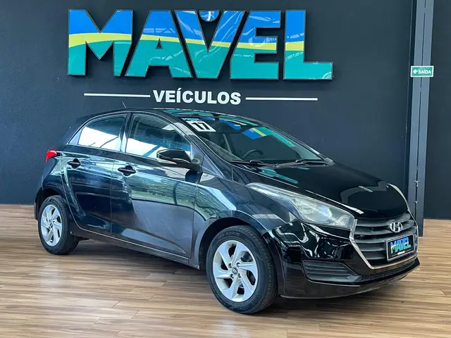 Carro Hyundai HB20S 2017 1.0 Comfort Plus (Flex)
