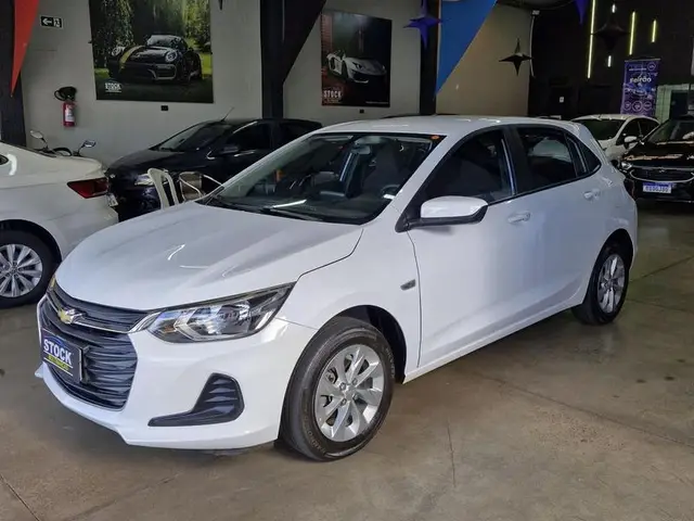 Carro Chevrolet Onix 2023 1.0