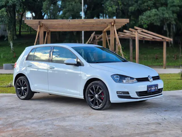 Carro Volkswagen Golf 2016 Comfortline 1.6 MSI (Aut) (Flex)