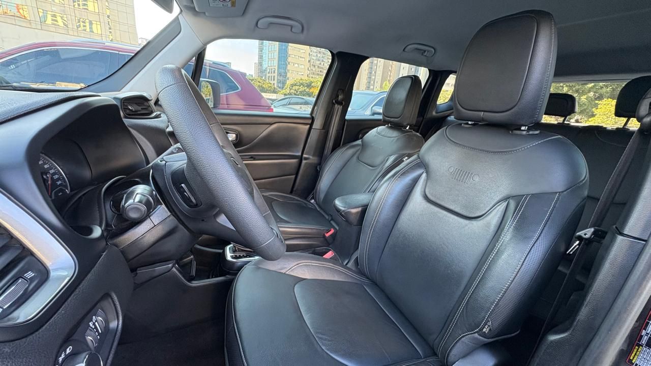 Renegade Sport T270 4x2 AT6