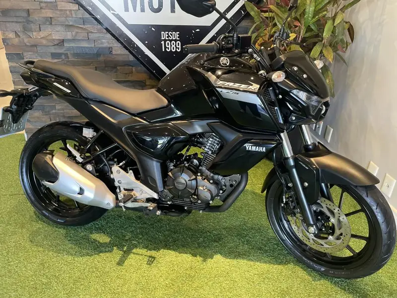 Yamaha Fazer FZ15 ABS