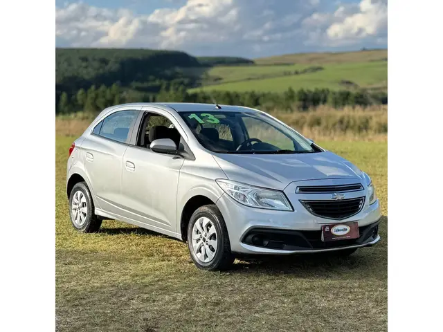 Carro Chevrolet Onix 2013 1.0 LT SPE/4