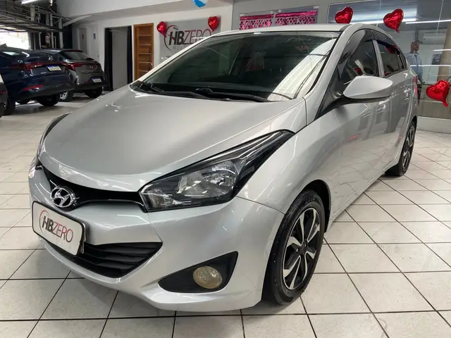 Carro Hyundai HB20S 2014 1.0 Comfort Plus (Flex)