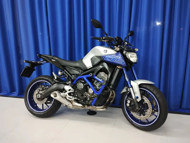 Yamaha MT-09 ABS