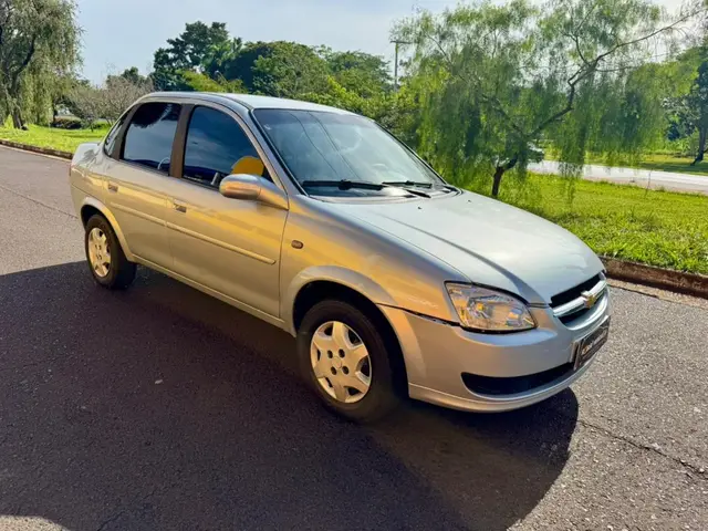 Carro Chevrolet Classic 2011 LS VHC E 1.0 (Flex)
