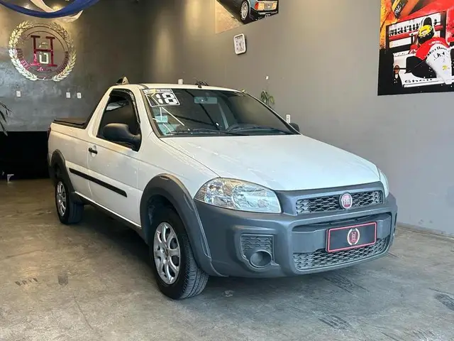 Carro Fiat Strada 2018 Adventure 1.8 16V (Flex) (Cabine Dupla)