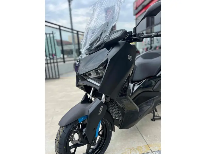 Yamaha XMax 250 Connected