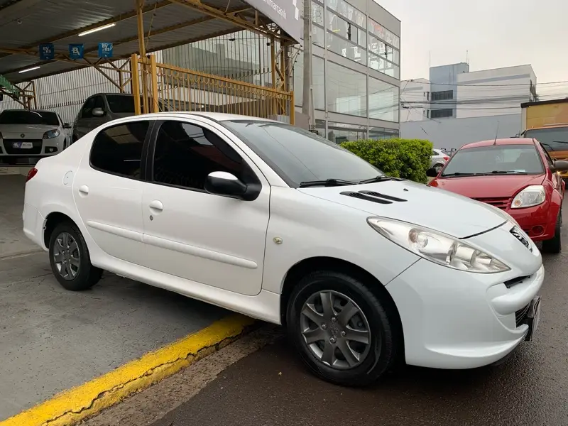 Peugeot 207 Passion XR 1.4 8V (flex)