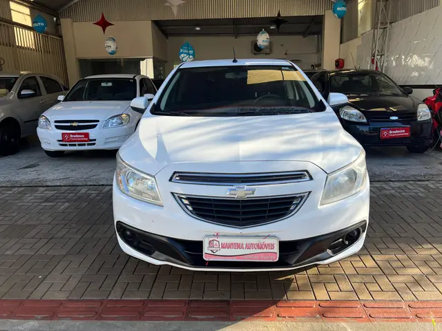 Carro Chevrolet Prisma 2015 1.0 LT SPE/4
