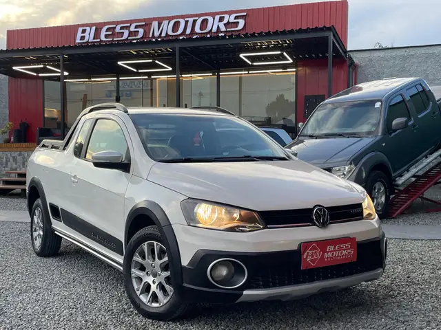 Carro Volkswagen Saveiro 2014 Cross 1.6 (Flex) (cab. estendida)