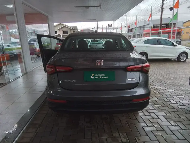 Carro Fiat Cronos 2024 Drive 1.3