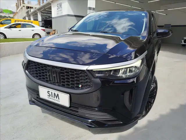 Carro Fiat Fastback 2025 Turbo 200