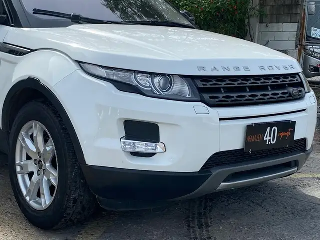 Carro Land Rover Range Rover Evoque 2013 2.0 Si4 4WD Pure